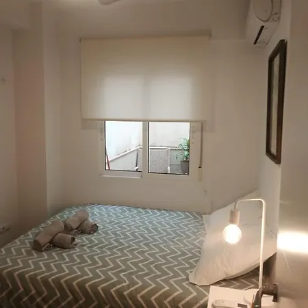 Holisplace- Lovely In Downtown *