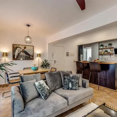 Apartamento Holisplace- Lovely In Downtown
